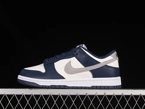 All categories Nk SB Dunk series Nk SB Dunk Low low-top sneakers Nk Dunk Low "Midnight Navy" blue and white SB low-top sports and leisure sneakers FD9749-400